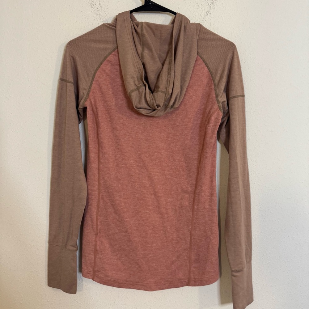 Flylow Flow Pink and Tan long sleeve Moonlight shirt Hoodie - Picture 5 of 5